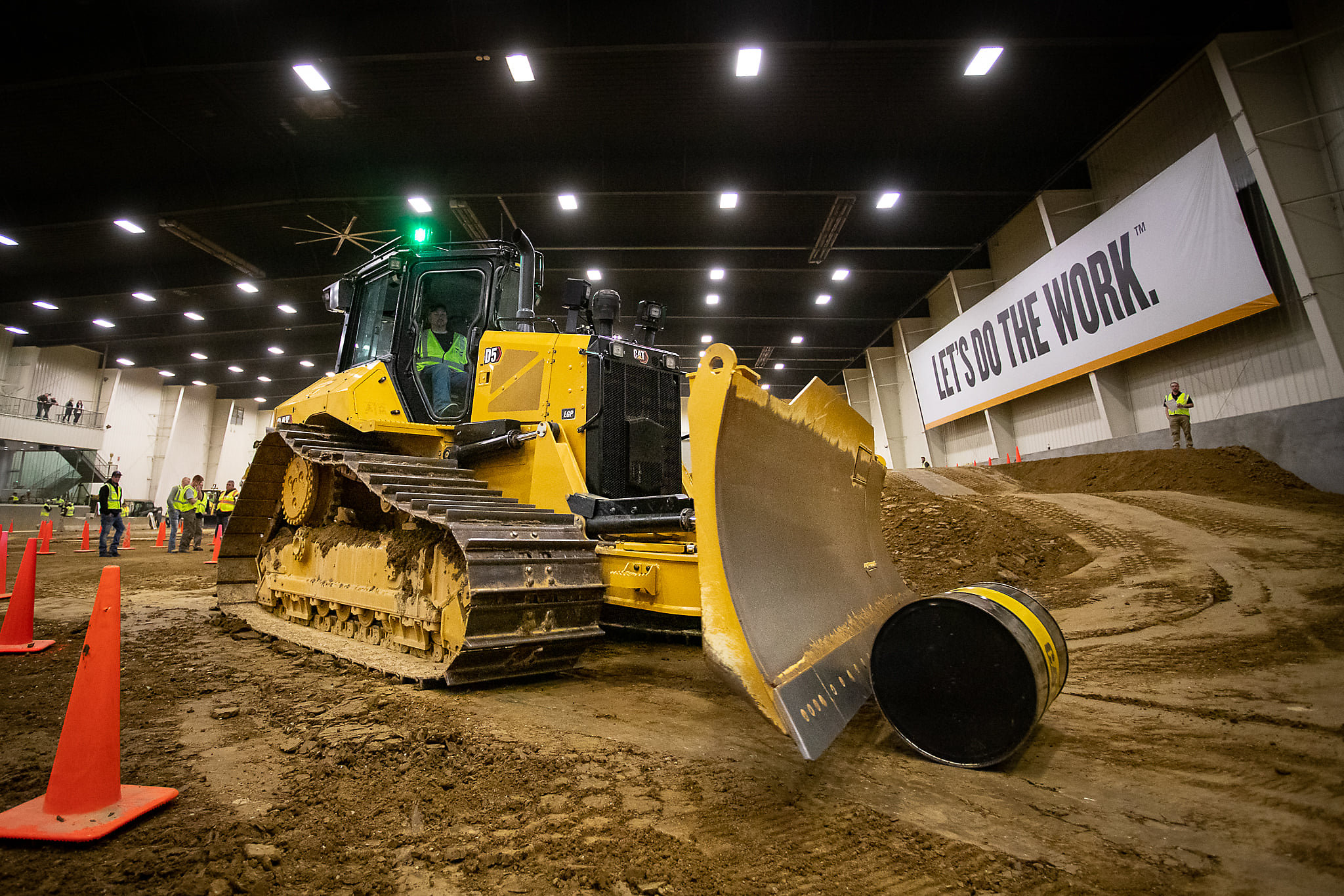 Cat Machine Operator Latest Cat operator challenge takes place in Spain - Aggregates Business