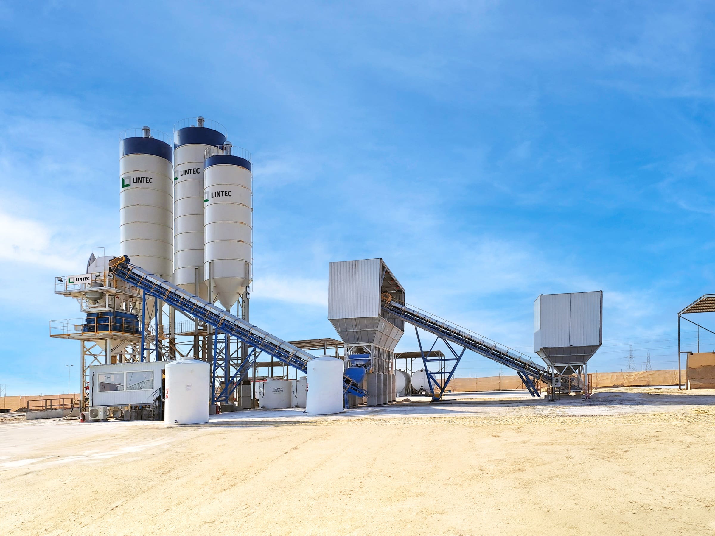 Multi-Task with a Lintec UCP120 Concrete Batching Plant - Aggregates ...