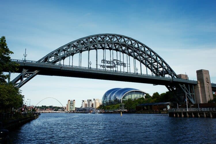 Tyne Bridge and Gateshead Millennium Bridge. © Mike Bird, pixabay.