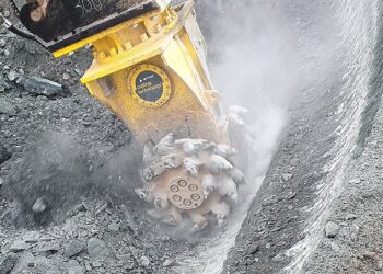 The extended warranty covers selected excavator attachments equipped with the HATCON digital monitoring system. Image: Epiroc