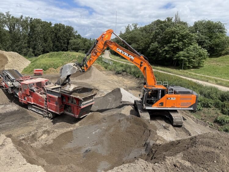 The 37-tonne DX360LC-9 smart crawler excavator is part of the new Series 9 range from Develon. Image: Develon